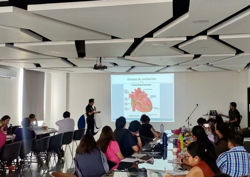 Querétaro fortalece atención médica SESA capacita a personal en Electrocardiografía