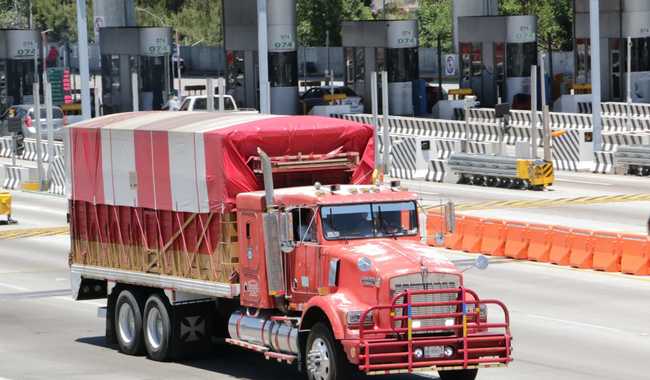 Buenas noticias para transportistas SICT simplifica trámites al auto transporte Federal