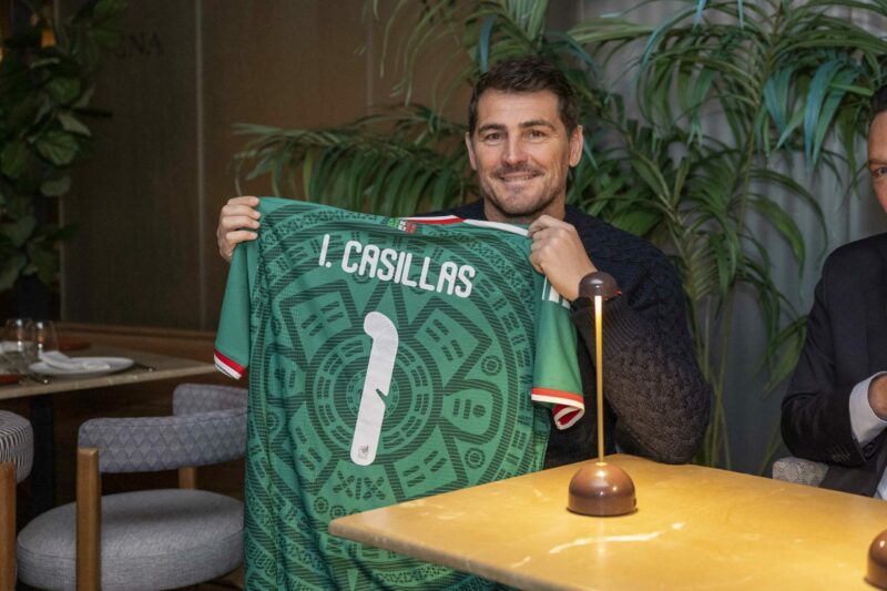 Mauricio Kuri invita a Iker Casillas al Congreso del Deporte 2026 en Querétaro