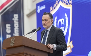 Mauricio Kuri reconoce legado educativo de la CBENEQ en su 140 aniversario